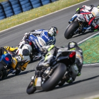 1. Rennen Der IDM Superbike 1000 in Oschersleben