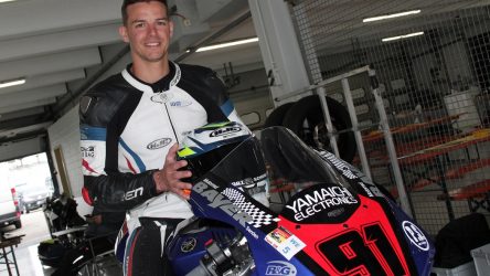 IDM Superbike 1000: Bastien Mackels auf Schnupperkurs in allen Bereichen