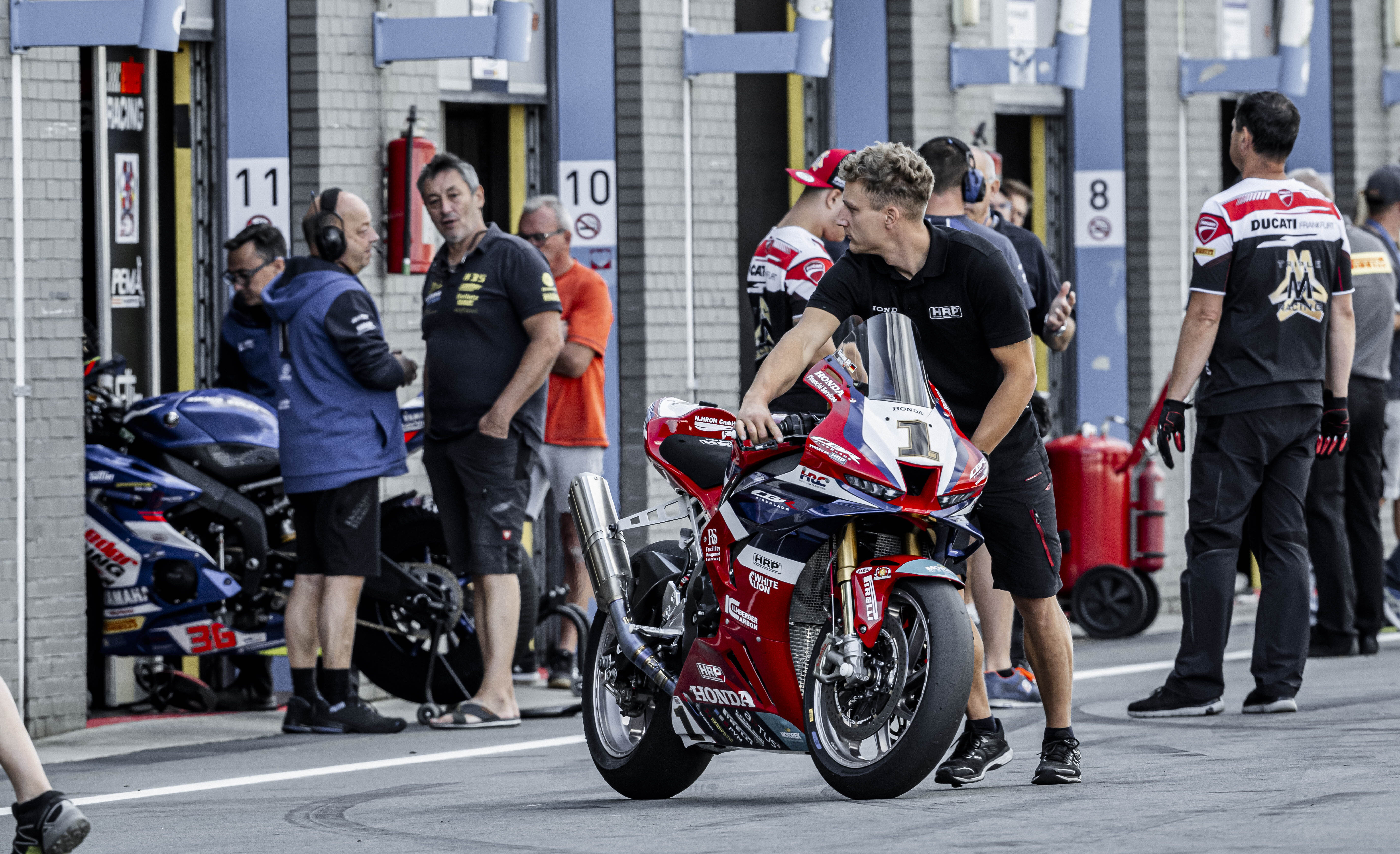 IDM SBK: Alt pickt Mikhalchik die Sahne vom Kuchen