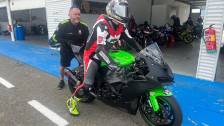 IDM SSP: Weber-Kawasaki und Göttlicher auf Augenhöhe