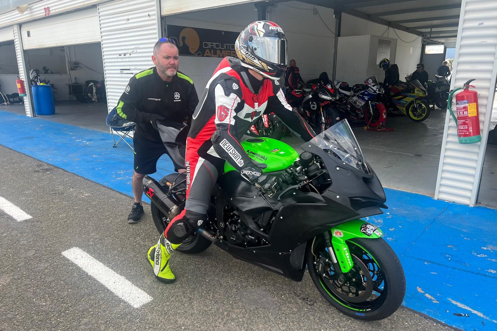 IDM SSP: Weber-Kawasaki und Göttlicher auf Augenhöhe