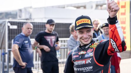 IDM SPB: Iglesias siegt, Titelentscheidung vertagt